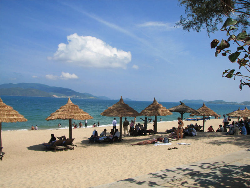 bãi tắm nha trang