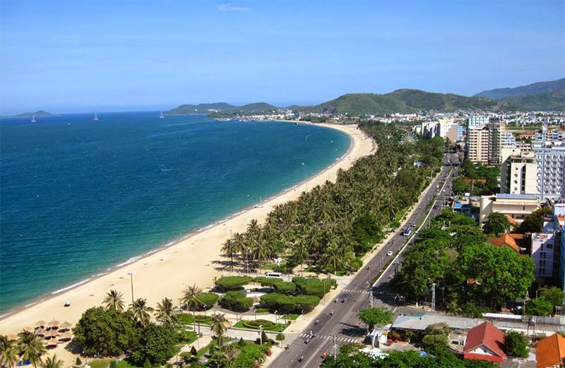 khách sạn nha trang gần biển có giá tốt