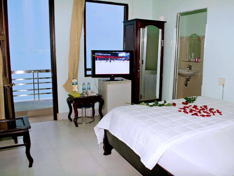 những khách sạn nha trang gần biển