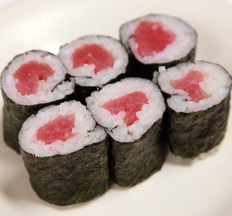 Sushi cá ngừ Hà Nội